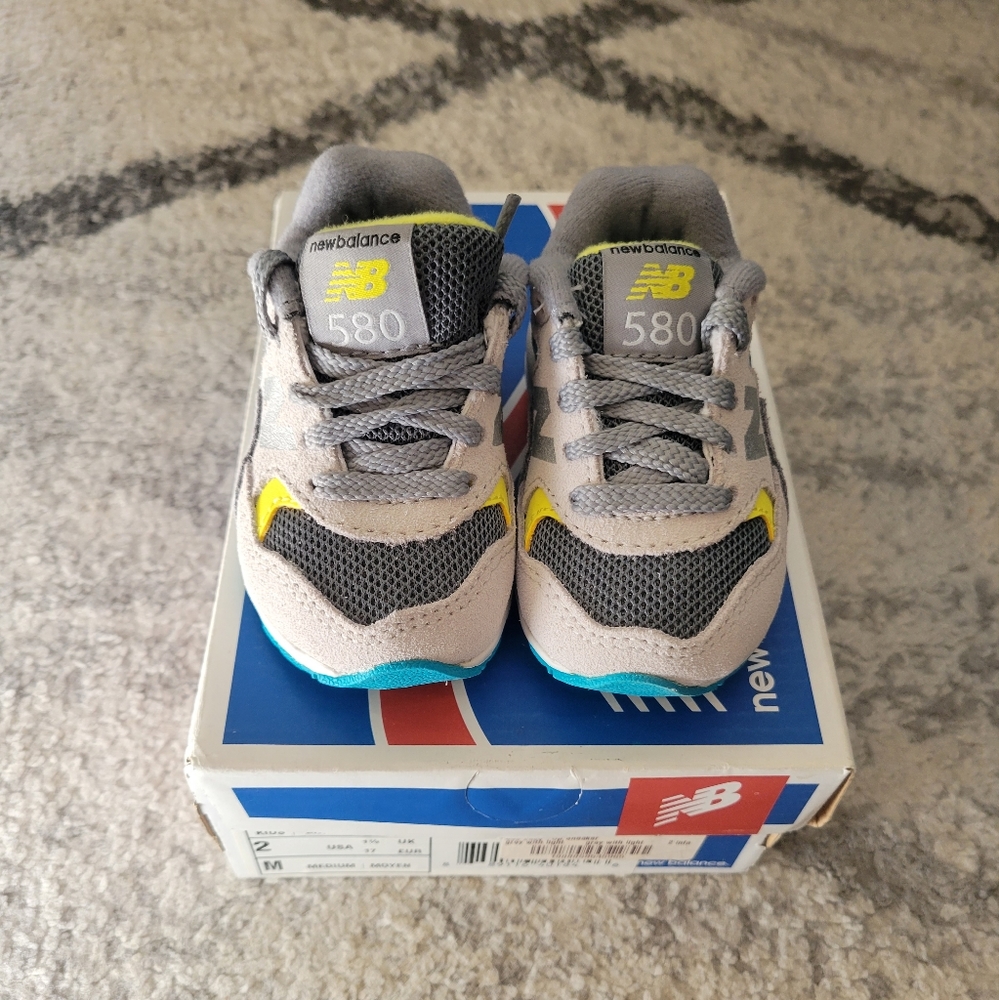 Brand New Infant Shoes w/Free Tshirt